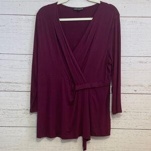 Cable & Gauge Faux Wrap Style Purple/Plum Top, size XL